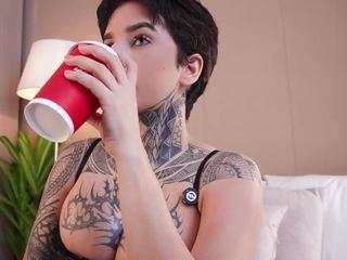 alicee-love Live Webcam on CamSoda