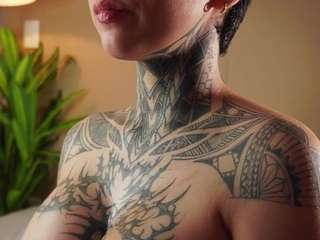 Live webcam model alicee-love on Soda Cams