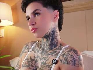 alicee-love Live Webcam on CamSoda