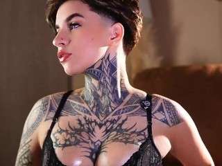 alicee-love Live Webcam on CamSoda
