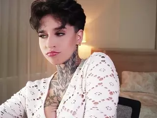 Alice Shazaham's Live Sex Cam Show