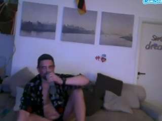 dennisbambi83 Sex Cam Show