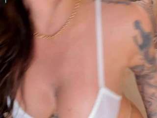 leathompson1 Live Webcam on CamSoda