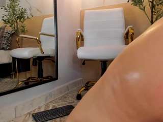  leathompson1 chat room