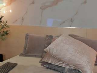 leathompson1 from CamSoda is Freechat