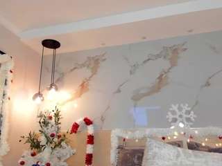 Live webcam model leathompson1 on Soda Cams