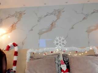 Live webcam model leathompson1 on Soda Cams