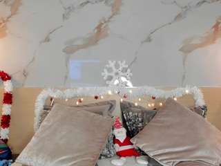 Live webcam model leathompson1 on Soda Cams