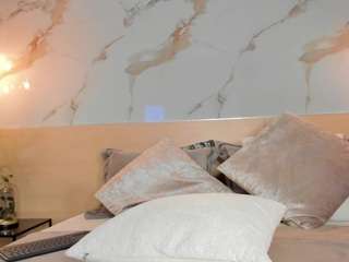 leathompson1 Live Webcam on CamSoda