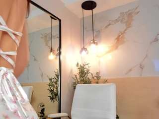 leathompson1 Live Webcam on CamSoda