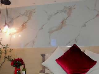 leathompson1 Live Webcam on CamSoda