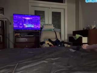 Crumslut live webcam show