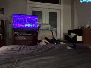 Crumslut live webcam show