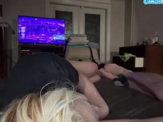 Crumslut live webcam show