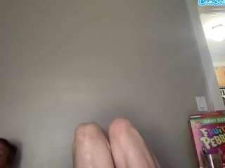 Crumslut live cam preview