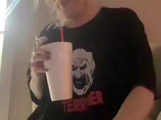 Crumbalina's Live Sex Cam Show