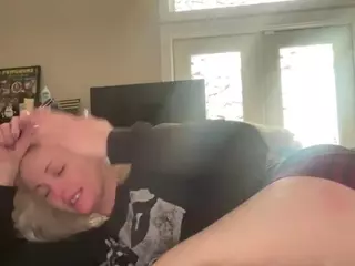 Crumbalina's Live Sex Cam Show
