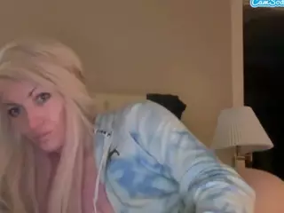 Crumbalina's Live Sex Cam Show