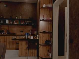 model-mike Live Webcam on {site_name}