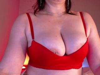 Lucia MILF live cam preview