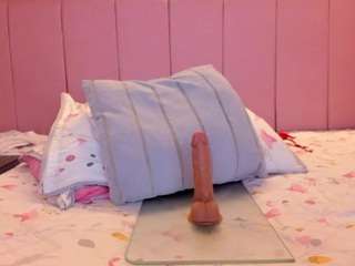 stefaagomez Live Webcam on CamSoda
