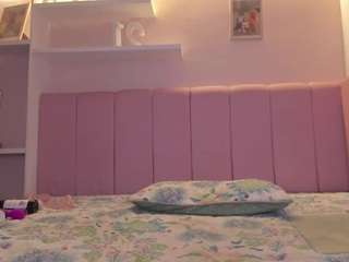 Live webcam model stefaagomez on Soda Cams