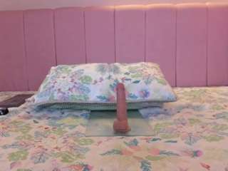 Live webcam model stefaagomez on Soda Cams