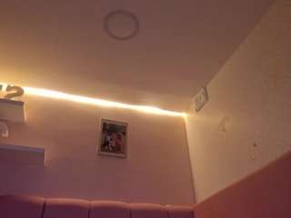 Live webcam model stefaagomez on Soda Cams