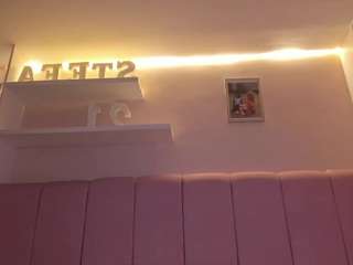 Live webcam model stefaagomez on Soda Cams