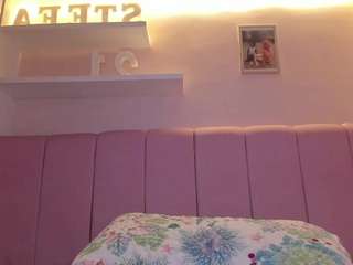 Live webcam model stefaagomez on Soda Cams