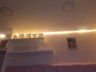 Model ini sedang live sekarang. stefaagomez