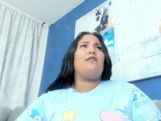 laylabbw Live Webcam on CamSoda