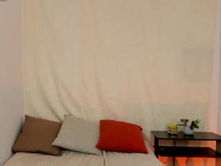 meghan-29 live cam profile