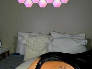 babyblaze's CamSoda show and profile