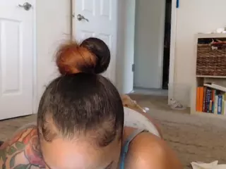 Elegance's Live Sex Cam Show