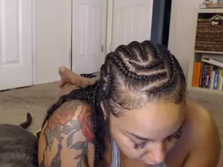 Elegance's Live Sex Cam Show