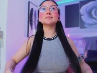  luucyjoness chat room