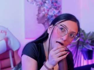 luucyjoness webcam