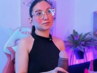  luucyjoness chat room