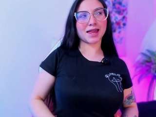  luucyjoness chat room