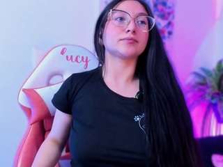  luucyjoness chat room