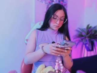  luucyjoness chat room