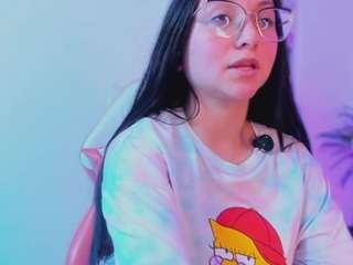 luucyjoness Live Webcam on CamSoda