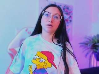 luucyjoness Live Webcam on CamSoda