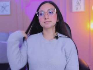 luucyjoness Live Webcam on CamSoda