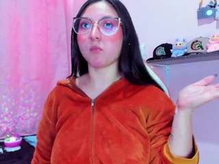 Lucy Joness live cam preview