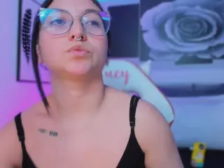 Lucy Joness's Live Sex Cam Show