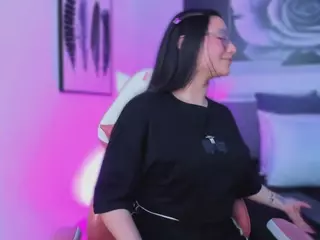 Lucy Joness's Live Sex Cam Show