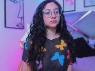 Lucy Joness's Live Sex Cam Show
