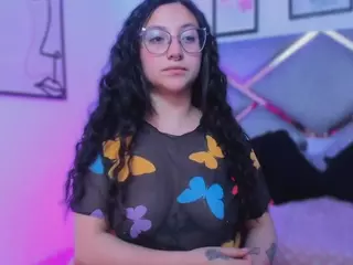 Lucy Joness's Live Sex Cam Show
